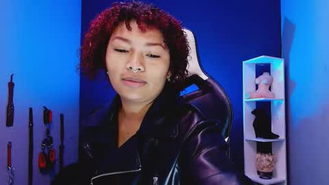 hot chocolate 4u online show from 11.08.25