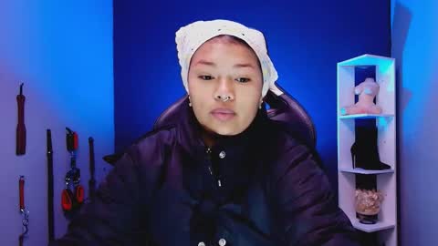 hot chocolate 4u online show from 11.12.25