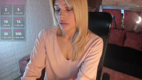 Snapshot of hot_cupid01 chatting on 05.27.26 Valery online show from 05.27.26