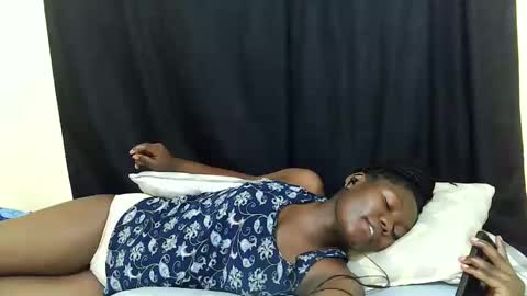 Milly online show from 12.04.25