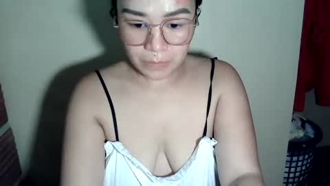 Snapshot of hot_emma1112 chatting on 06.20.26 hot_emma1112 online show from 06.20.26