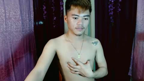 Snapshot of hot_emmanuel chatting on 03.01.25 hot_emmanuel online show from 03.01.25