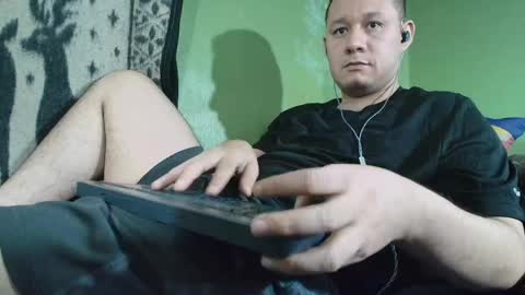 hot_guy36 online show from 04.14.26