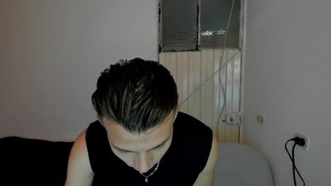 Snapshot of hot_latin_temptation chatting on 03.31.26 Alejandro online show from 03.31.26
