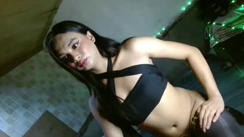 Snapshot of hot_laveda1111 chatting on 11.08.25 ITS ME RONNA online show from 11.08.25