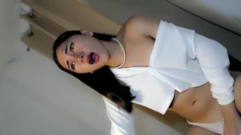 Snapshot of hot_little_angel18 chatting on 06.03.26 hot_little_angel18 online show from 06.03.26