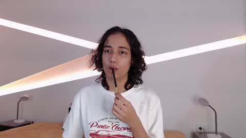 Alana online show from 12.22.24