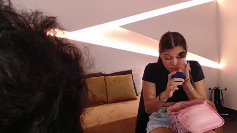 Alana online show from 01.31.25