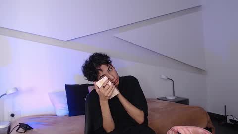 Alana online show from 03.06.25