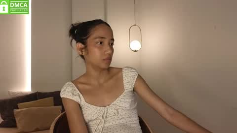 Snapshot of hot_little_bunny chatting on 05.28.26 Alana online show from 05.28.26