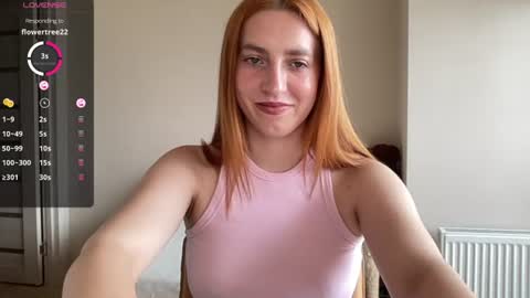 Snapshot of hot_lliinns chatting on 06.18.26 Lina online show from 06.18.26