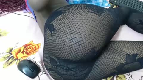 Snapshot of hot_marrie chatting on 12.09.24 Marrie online show from 12.09.24