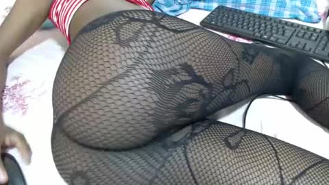 Snapshot of hot_marrie chatting on 12.18.24 Marrie online show from 12.18.24