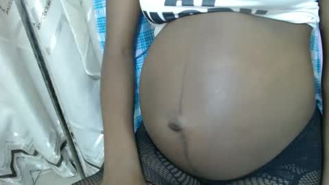 Snapshot of hot_marrie chatting on 01.14.25 Marrie online show from 01.14.25