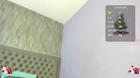 Snapshot of hot_miilf chatting on 12.11.24 AGATHA CONNORS online show from 12.11.24