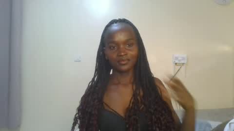 Snapshot of hot_petite12 chatting on 06.17.26 Petite online show from 06.17.26