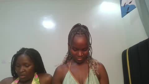 Snapshot of hot_petite12 chatting on 08.03.26 Petite online show from 08.03.26
