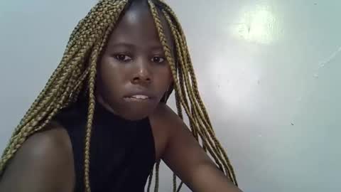 Snapshot of hot_petra2 chatting on 04.17.26 Daddys doll online show from 04.17.26