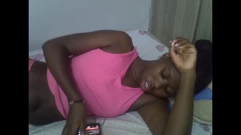 Snapshot of hot_petra2 chatting on 05.20.26 Daddys doll online show from 05.20.26