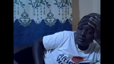 RAYLAH online show from 01.08.26