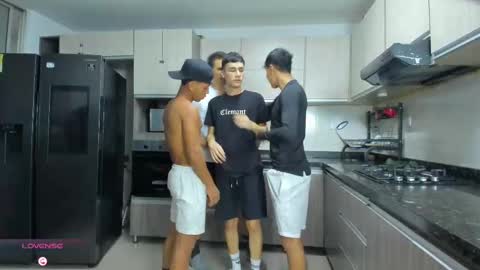 Vanesa Oliver and Andrew online show from 09.30.25