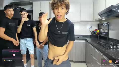 Vanesa Oliver and Andrew online show from 10.07.25