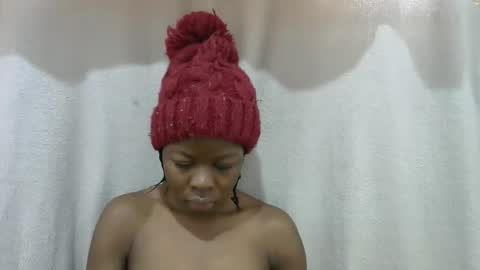 Snapshot of hot_shayla chatting on 06.09.26 esiiii online show from 06.09.26