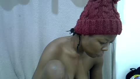 Snapshot of hot_shayla chatting on 07.02.26 esiiii online show from 07.02.26