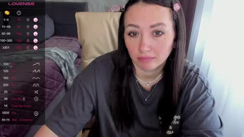 Snapshot of hot_squirtgirl chatting on 05.25.26 Vasilisa online show from 05.25.26