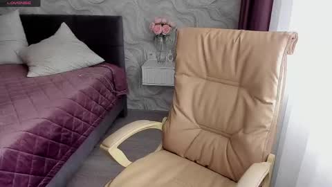 Snapshot of hot_squirtgirl chatting on 05.30.26 Vasilisa online show from 05.30.26