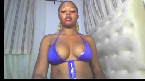 Snapshot of hot_stellaa chatting on 05.20.26 Stella online show from 05.20.26