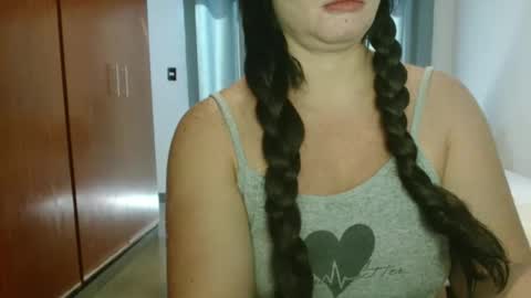 Snapshot of hot_wiffe chatting on 04.25.26 couple without tabus online show from 04.25.26