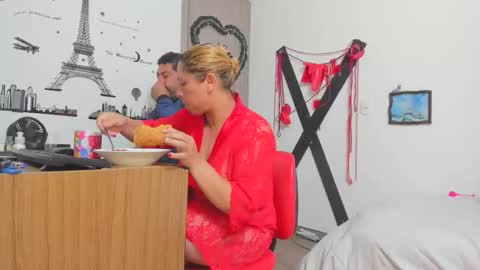 hotandfierylatinos online show from 09.09.25