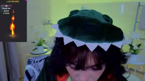 Snapshot of hotary_yuko chatting on 05.23.26 Hotary online show from 05.23.26