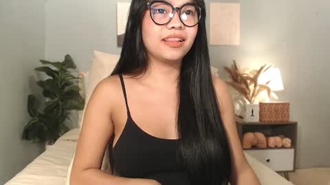 Snapshot of hotasian_gabby69 chatting on 07.25.26 hotasian_gabby69 online show from 07.25.26