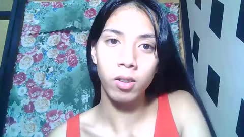 Snapshot of hotbabesatyourservice chatting on 12.10.24 ashley online show from 12.10.24