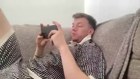 hotblondeguy online show from 10.23.25