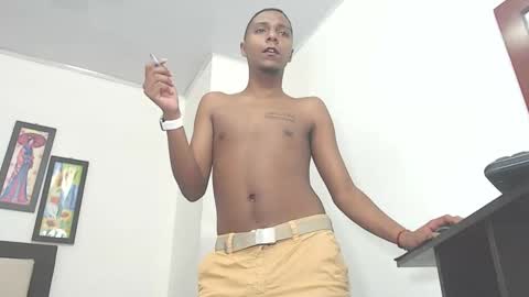 Snapshot of hotboyluxe chatting on 02.23.26 hotboyluxe online show from 02.23.26