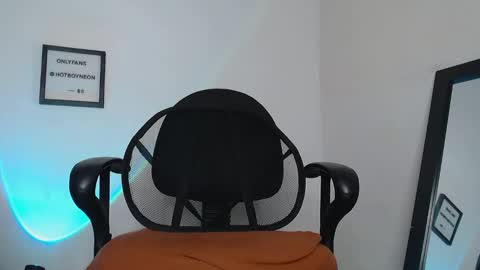 Snapshot of hotboyneon490 chatting on 01.03.25 Alex Neon online show from 01.03.25