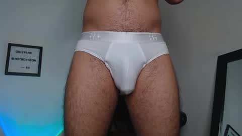 Snapshot of hotboyneon490 chatting on 01.06.25 Alex Neon online show from 01.06.25