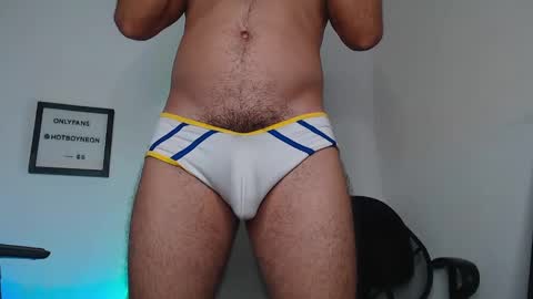 Snapshot of hotboyneon490 chatting on 01.10.25 Alex Neon online show from 01.10.25