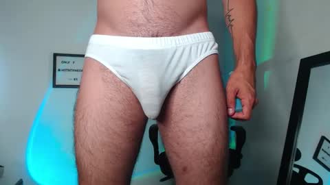 Snapshot of hotboyneon490 chatting on 09.21.25 Alex Neon online show from 09.21.25