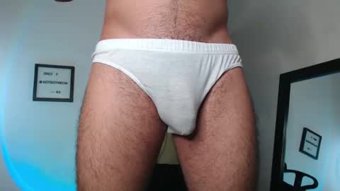 Snapshot of hotboyneon490 chatting on 09.24.25 Alex Neon online show from 09.24.25