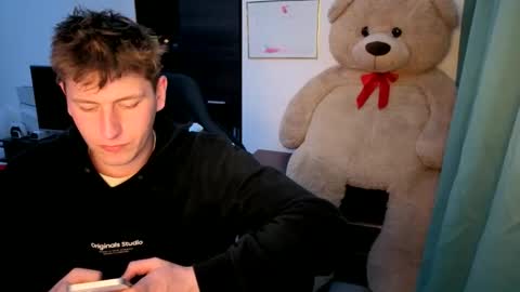 Hotboyshorny online show from 04.27.26