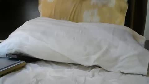 hotboyvicky online show from 11.21.25