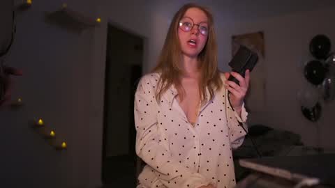 NICK AND NORA online show from 02.02.25