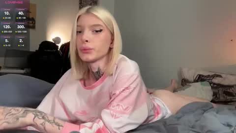 hotchubently online show from 10.01.25