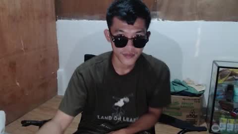 Snapshot of hotcuteasianxx chatting on 10.28.25 hotcuteasianxx online show from 10.28.25