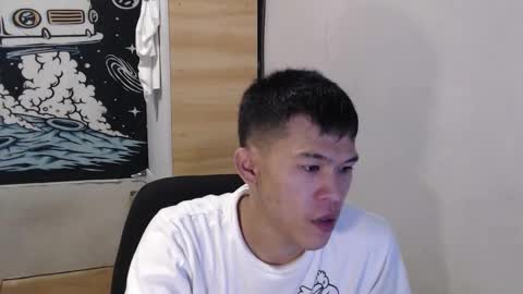 Snapshot of hotcuteasianxx chatting on 12.22.25 hotcuteasianxx online show from 12.22.25
