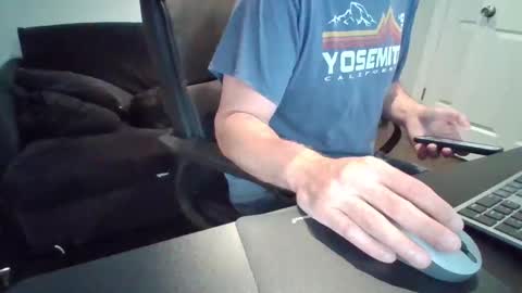 Snapshot of hotdog1124 chatting on 10.20.25 hotdog1124 online show from 10.20.25